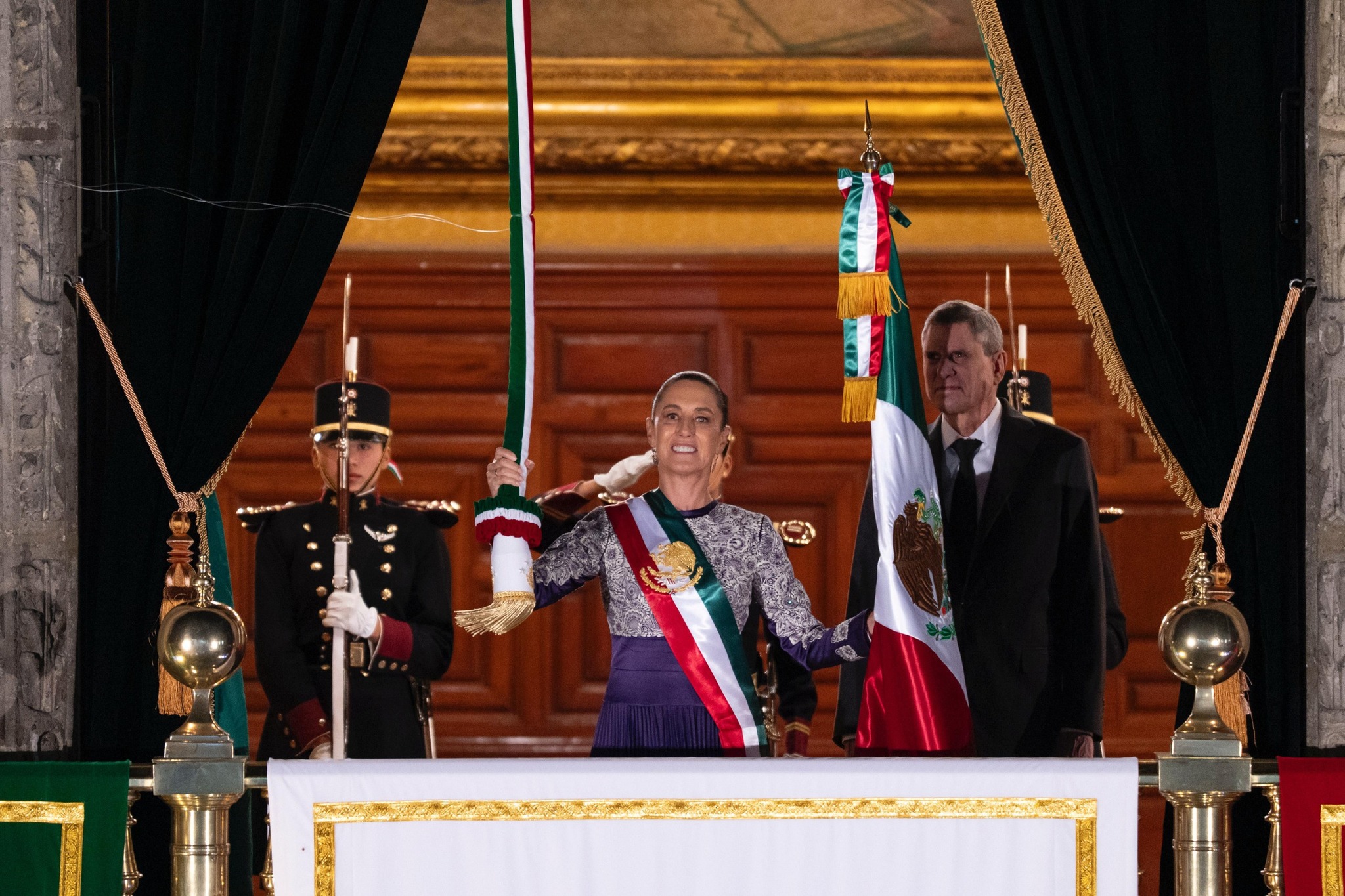 Claudia Sheinbaum es la primera mujer en dar el Grito de Independencia en 215 años de México: Todo lo que debes de saber de este hito
