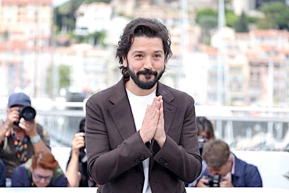 Diego Luna es ovacionado en el Festival de Cannes 2026 por “Ceniza en la boca”: ¿de qué trata su nueva película?