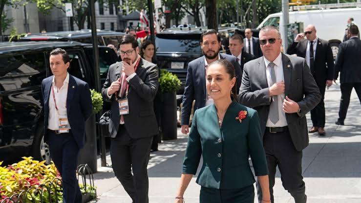 “Es una ofensa a México”: Sheinbaum crítica a Salinas Pliego por llamado al ICE