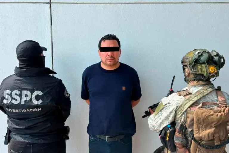 ¿Quién es Ramón Álvarez Ayala, alias “El R1”? El presunto líder criminal vinculado al hermano de un exfuncionario de Morena