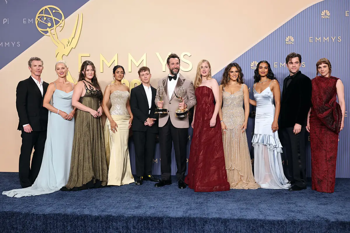 Conoce quiénes fueron los ganadores de los Emmy 2026: “Widow’s Bay” y “Matthew Rhys” arrasaron con los premios